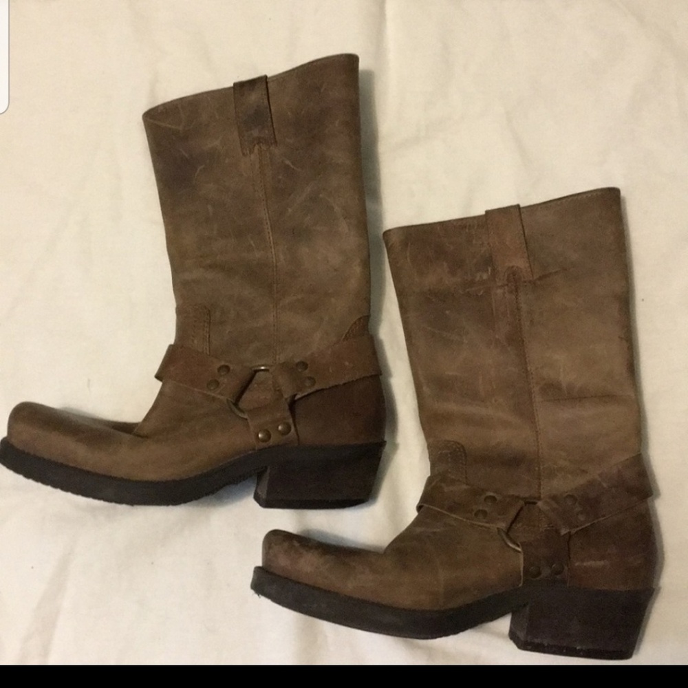 Hightail casual leather boots